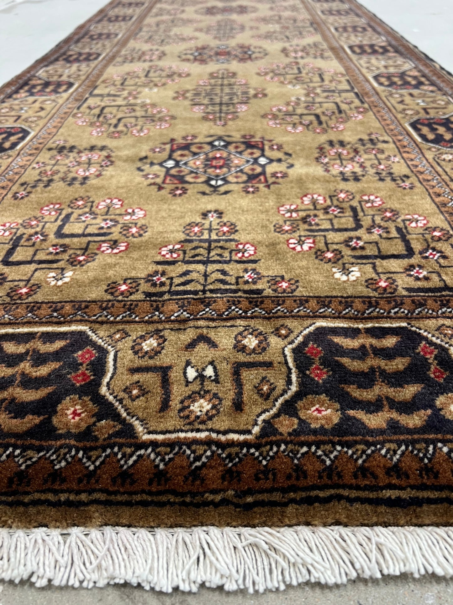 AFGHAN HAND-KNOTTED MERINO WOOL RUNNER (80 x 200 cm)