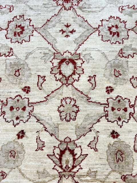 AFGHAN CHOBI HAND-KNOTTED (194 x 141 cm)
